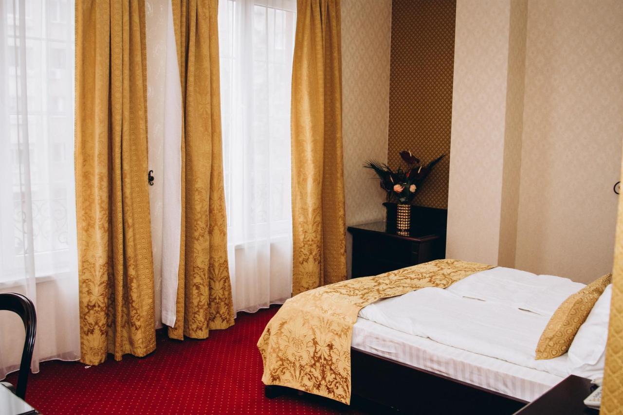 Hotel Novera ทิมิชัวรา ภายนอก รูปภาพ