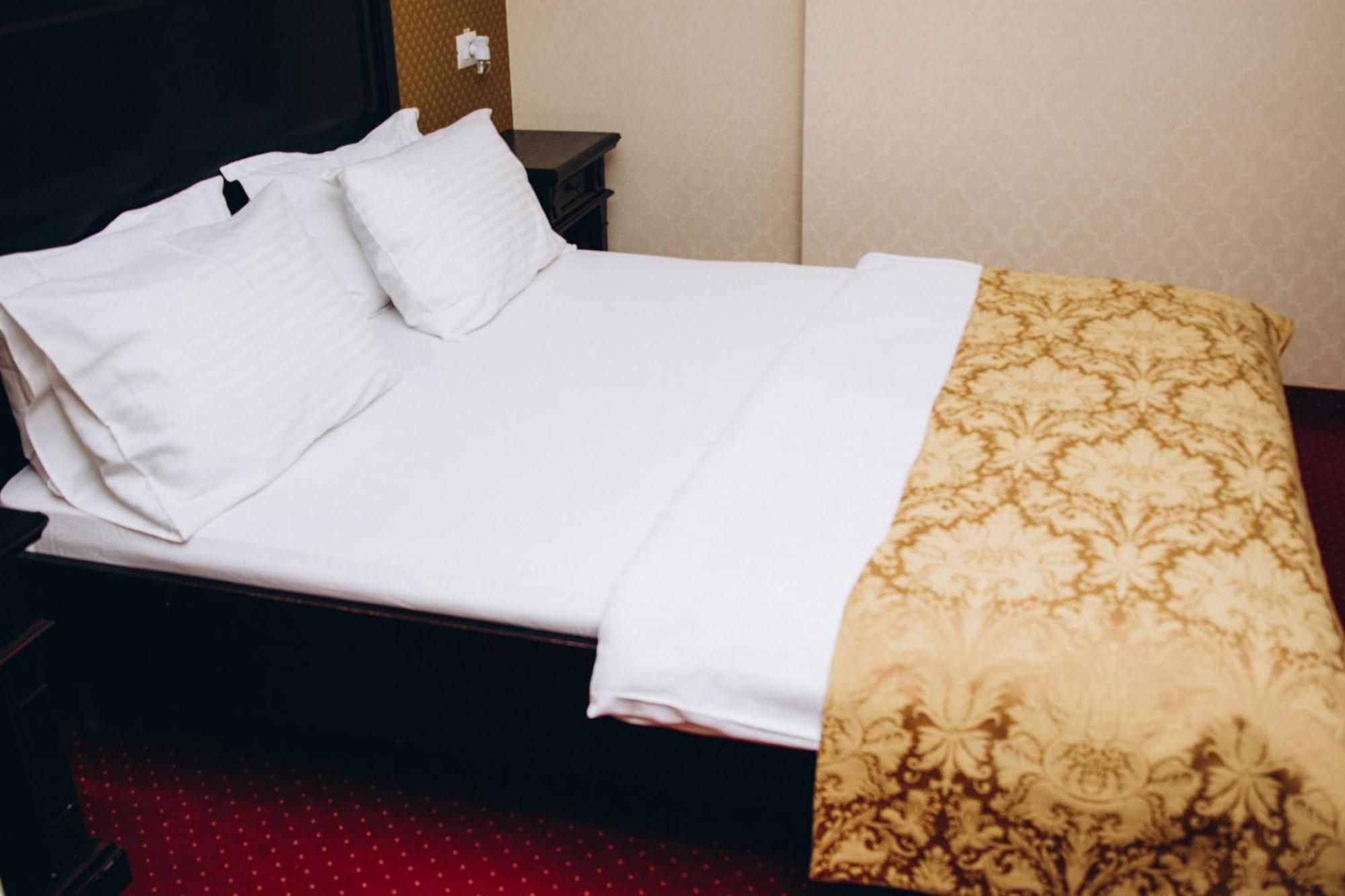 Hotel Novera ทิมิชัวรา ภายนอก รูปภาพ