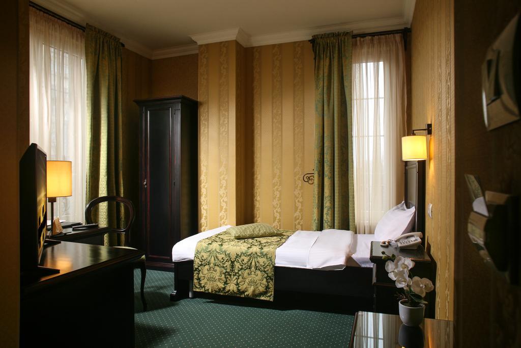 Hotel Novera ทิมิชัวรา ห้อง รูปภาพ