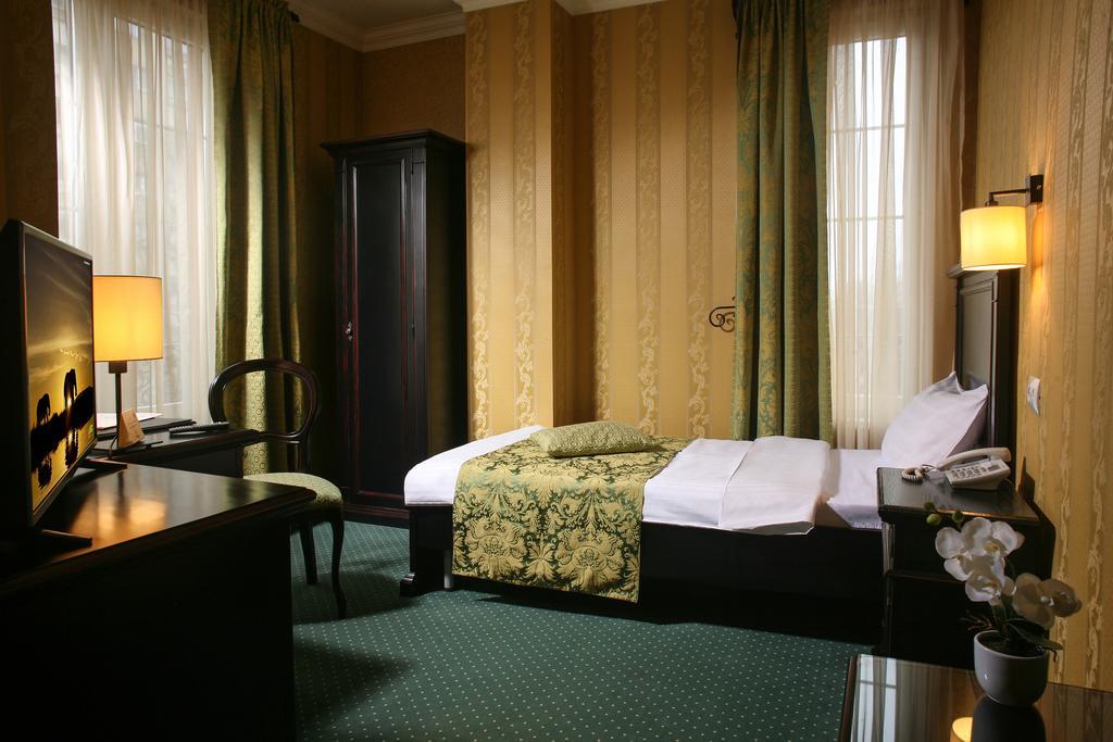Hotel Novera ทิมิชัวรา ห้อง รูปภาพ